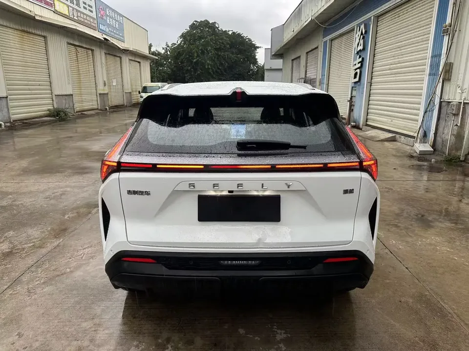 Geely Atlas Boyue 2024 1.5TD Dragon Edition 2025 — thumbnail 2