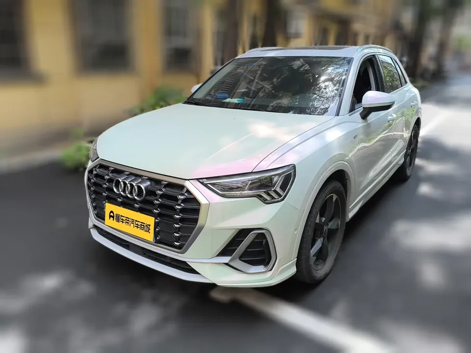 Audi Q3 Audi Q3 2022 35 TFSI Stylish Dynamic 2022 — photo 1, buy with delivery to Moscow
