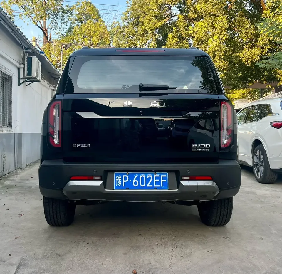 BAIC Beijing Off-road BJ30 Beijing Off-road BJ30 2026 Traveler 1.5T DCT Advanced Edition 2026 — thumbnail 2