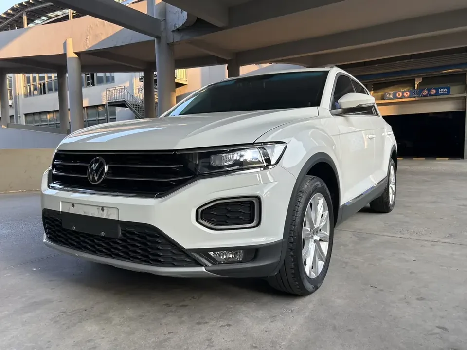 Volkswagen T-Roc TANG 2022 280TSI DSG 2WD Elite PLUS 2022 — photo 1, buy with delivery to Moscow