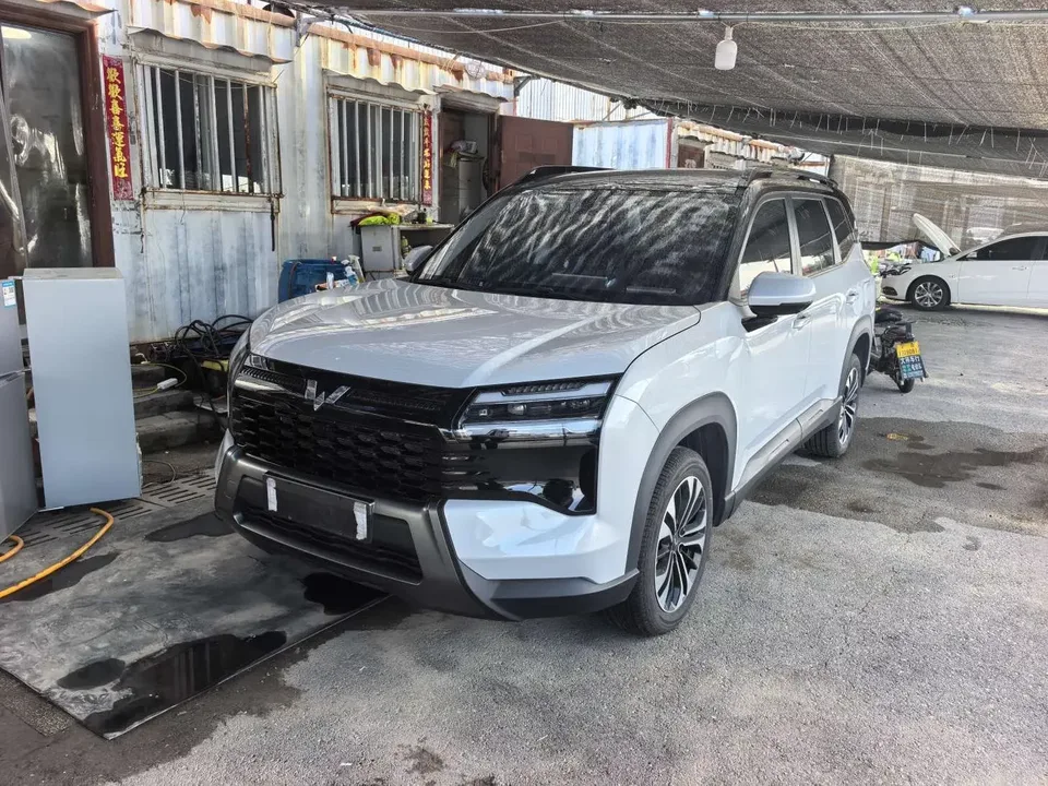 Wuling Starlight 560 PHEV Starlight 560 PHEV 2026 125km Luxury 2026 — photo 1, buy with delivery to Moscow