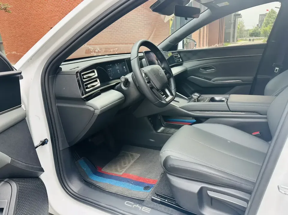BYD Qin L DM Qin L DM 2025 Intelligent Driving Edition DM-i 80KM Leading Edition 2025 — thumbnail 5