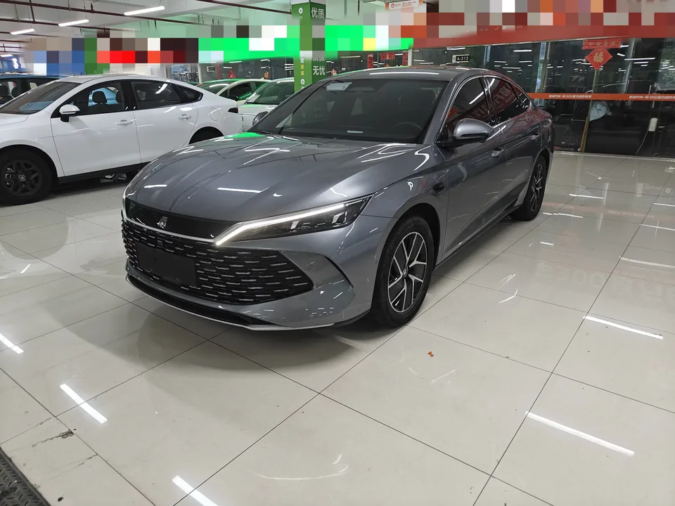 BYD Qin L DM Qin L DM 2025 DM-i 120KM Intelligent Driving Edition 2025 — фото 1, купить с доставкой в Москву