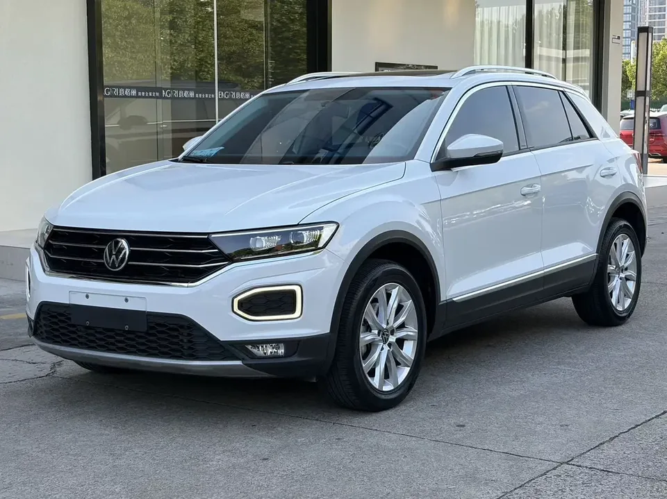 Volkswagen T-Roc TANG 2022 280TSI DSG 2WD Comfort PLUS 2023 — photo 1, buy with delivery to Moscow