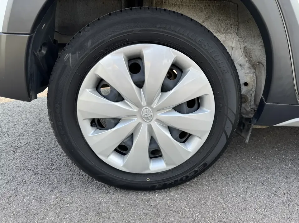 Toyota Yaris L YARiS L to dazzle 2022 X 1.5L CVTPLUS 2023 — thumbnail 3