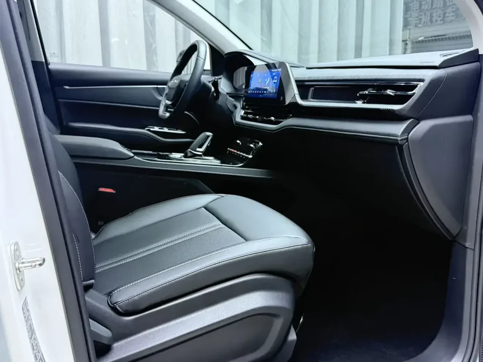 Wuling Capgemini Victory Capgemini Victory 2022 1.5T CVT flagship model 2023 — thumbnail 4
