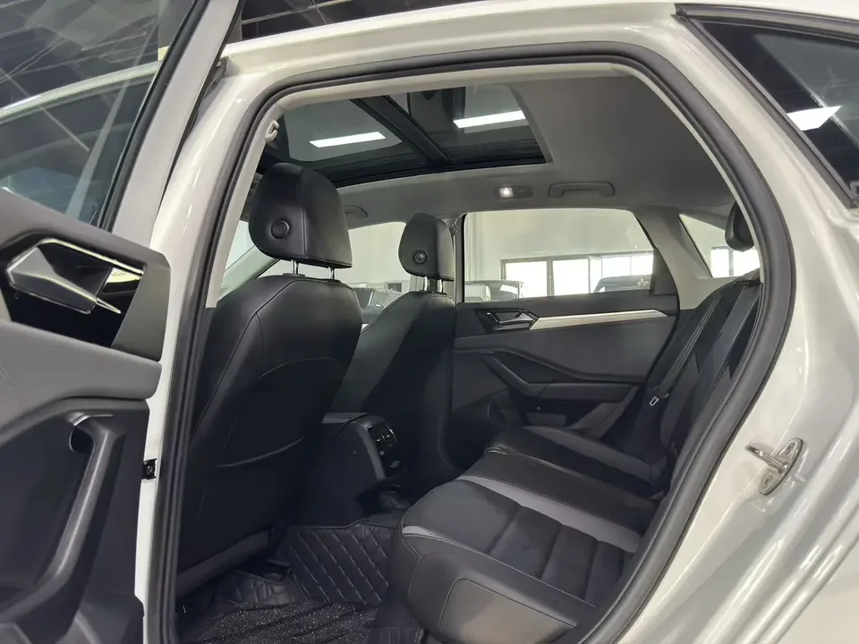 Volkswagen Sagitar Sagitar 2022 280TSI DSG Beyond Edition 2022 — thumbnail 3