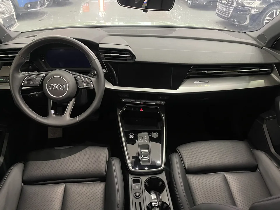 Audi A3 Audi A3 2023 Sportback 35 TFSI facelift: aggressive and sporty 2023 — thumbnail 2