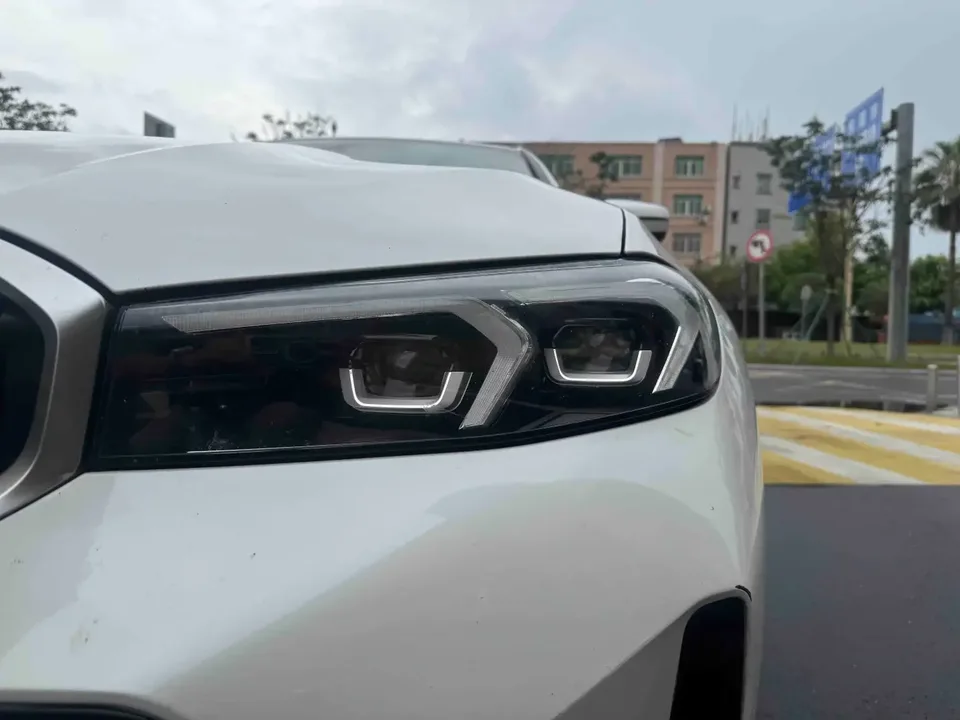 BMW 3 Series BMW 3 Series 2023 320Li M Sport Package 2023 — thumbnail 3