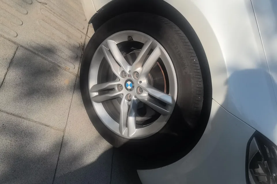 BMW 1 Series BMW 1 Series 2023 120i M Sport Night Edition 2023 — thumbnail 3