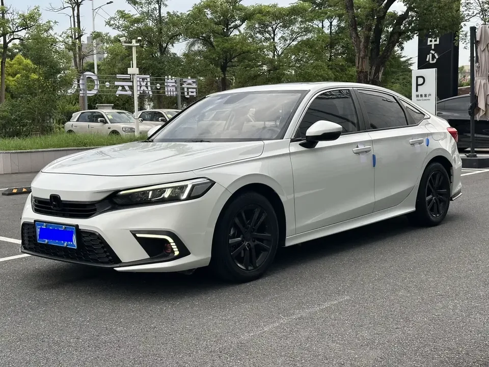 Honda CIVIC Civic 2023 240TURBO CVT Power Edition 2023 — photo 1, buy with delivery to Moscow