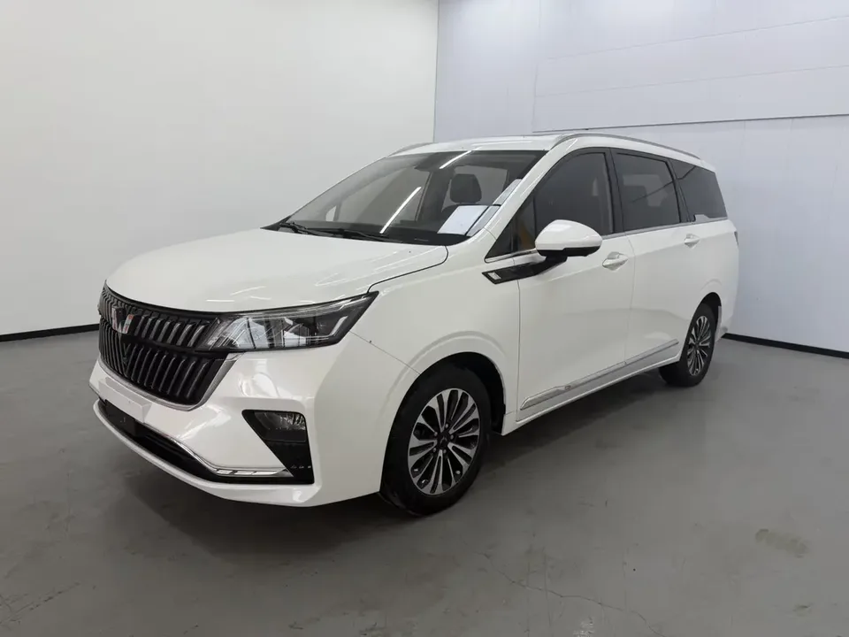 Wuling Jiachen Wuling Jiachen 2022 1.5T CVT Premium Flagship Model 2022 — photo 1, buy with delivery to Moscow
