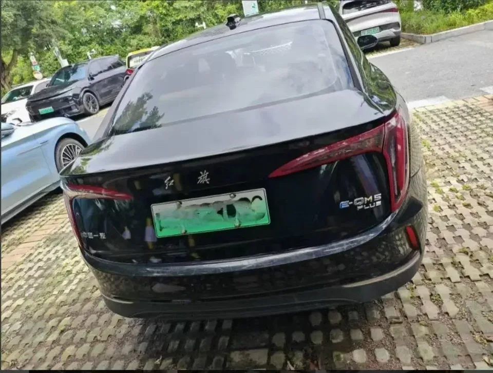 Hongqi E-QM5 Hongqi E-QM5 2023 620KM PLUS 2024 — thumbnail 2