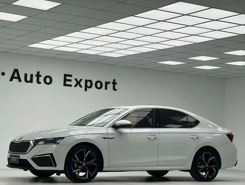 Skoda Octavia Octavia 2023 Modified PRO TSI280 DSG Premium Edition 2023 — thumbnail 3