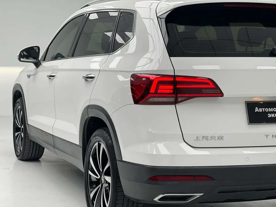 Volkswagen Tharu tuyue 2021 280TSI 2WD Luxury Edition PLUS 2022 — thumbnail 3