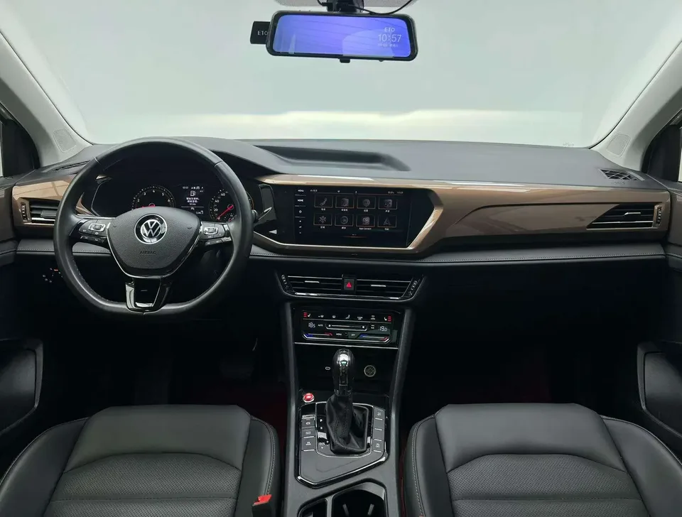 Volkswagen Tharu tuyue 2021 280TSI 2WD Luxury Edition PLUS 2022 — thumbnail 5