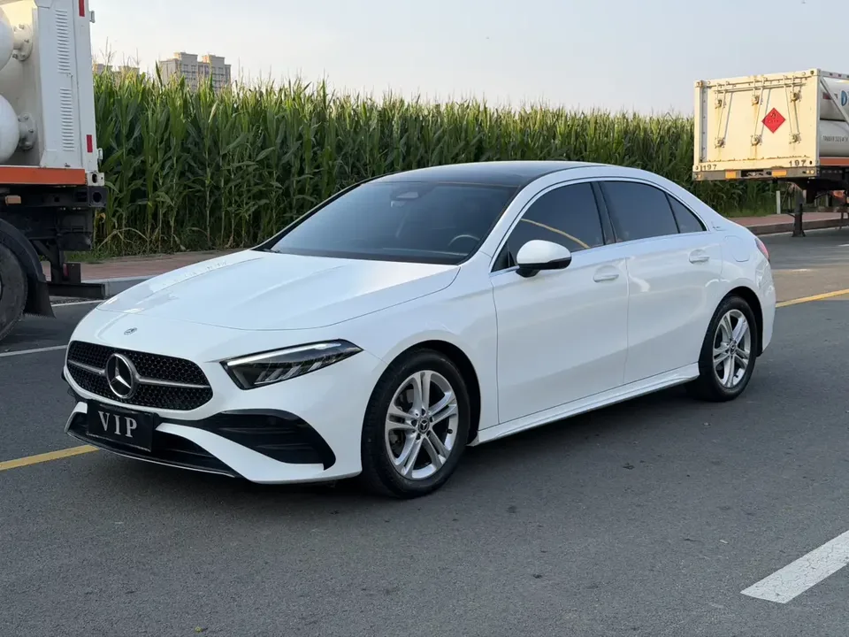 Mercedes-Benz Klasa A Mercedes Benz A Class 2023 A 180 L Sports Sedan 2023 — photo 1, buy with delivery to Moscow