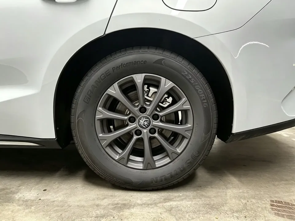 BYD Qin L DM Qin L DM 2024 DM-i 80KM Leading Type 2024 — thumbnail 3