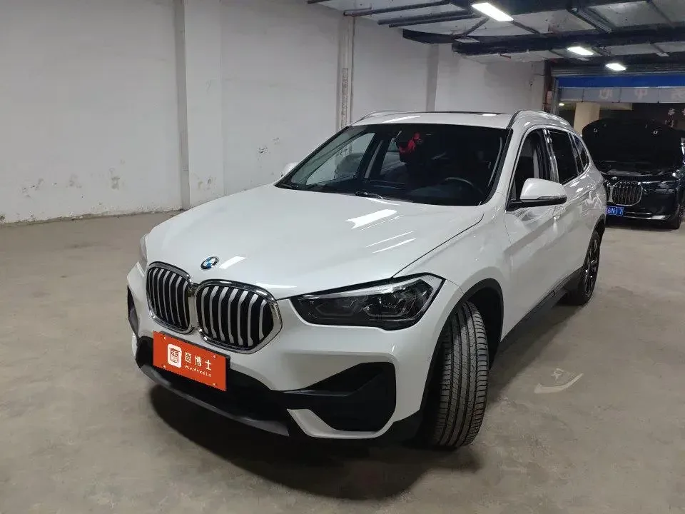 BMW X1 BMW X1 2021 sDrive20Li Fashion 2022 — photo 1, buy with delivery to Moscow