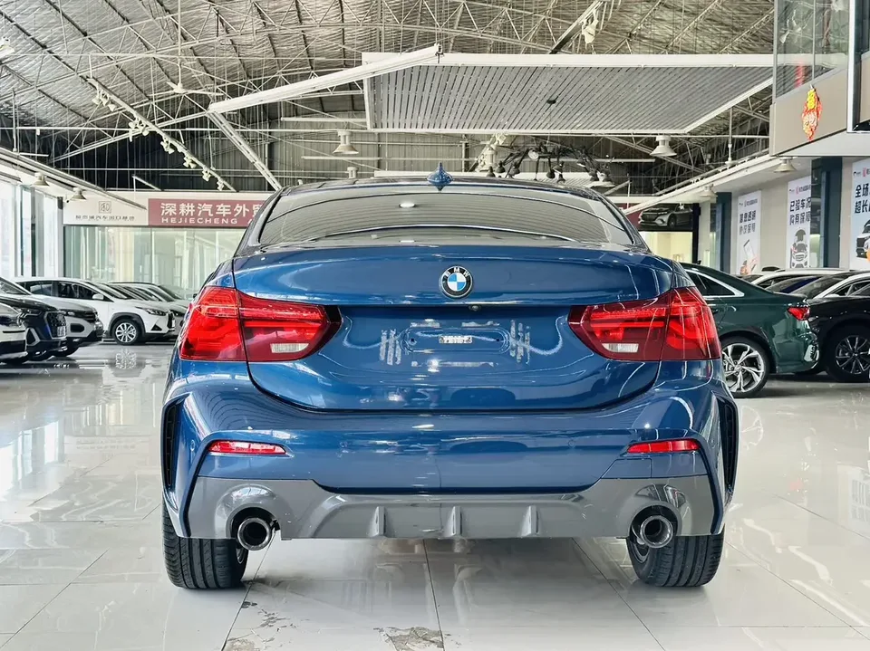 BMW 1 Series BMW 1 Series 2023 120i M Sport Night Edition 2023 — thumbnail 5