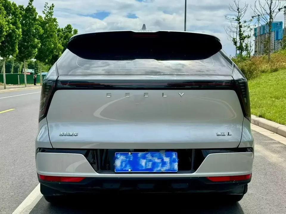Geely Atlas L Boyue L 2025 Fourth generation 1.5TD DCT Sanhe 2024 — thumbnail 2