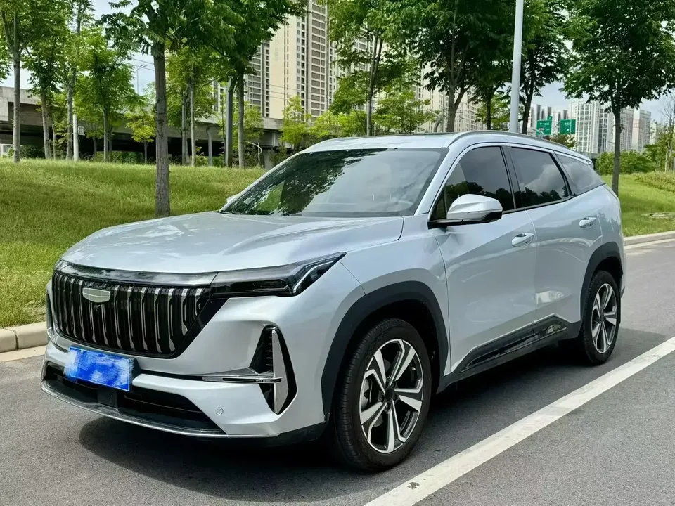 Geely Atlas L Boyue L 2025 Fourth generation 1.5TD DCT Sanhe 2024 — photo 1, buy with delivery to Moscow