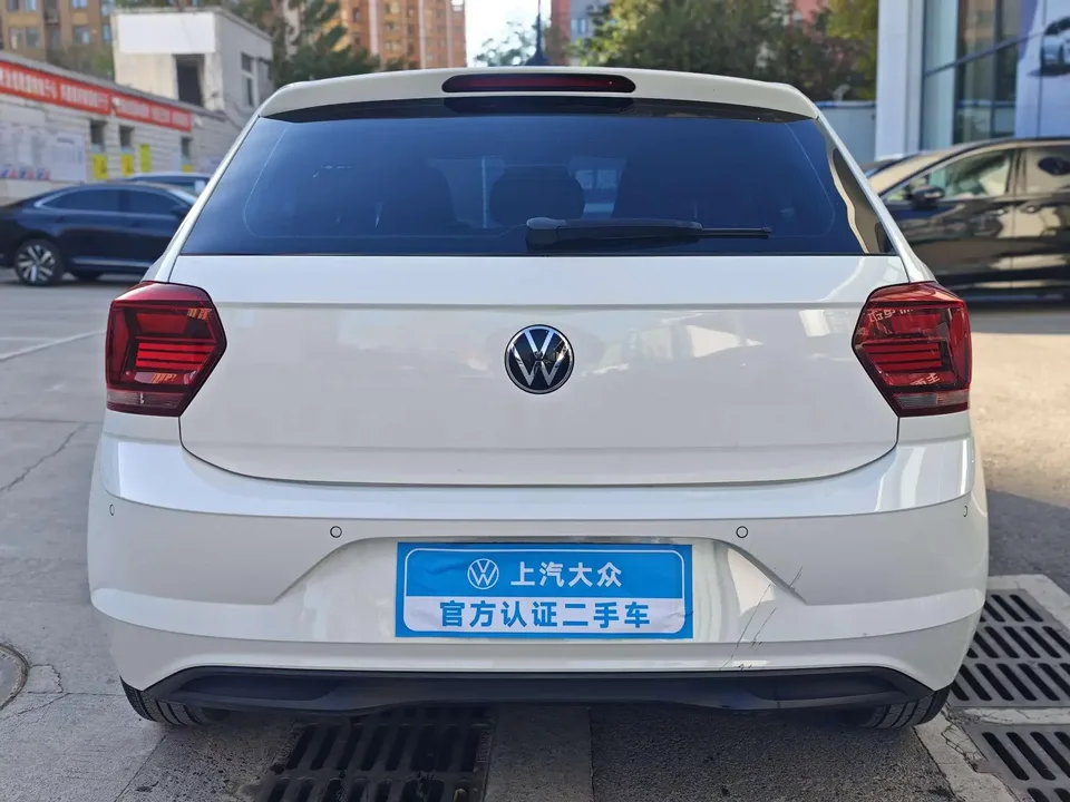 Volkswagen Polo Polo 2023 Plus 1.5L Automatic Colorful Technology Edition 2023 — thumbnail 2