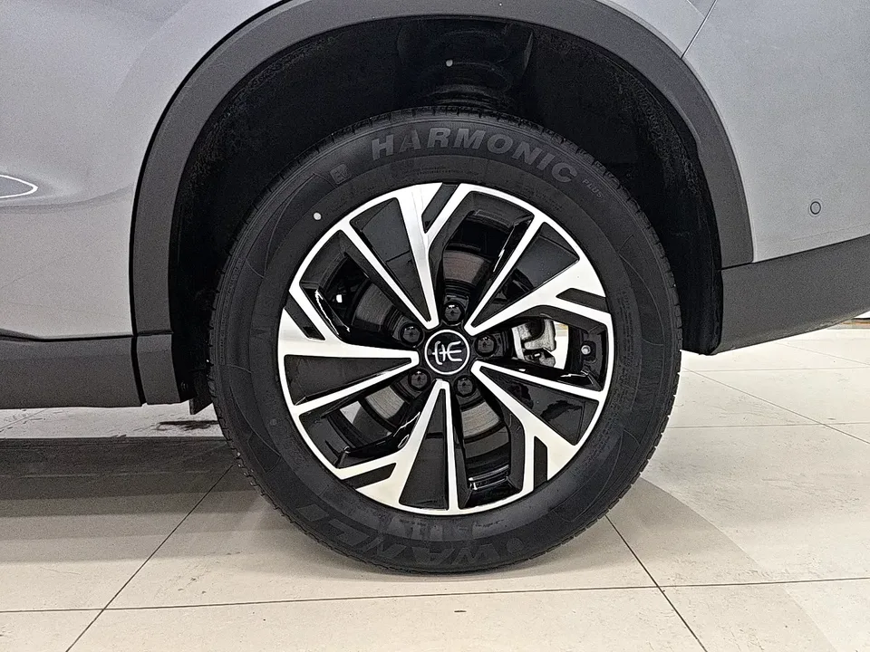 BYD Song Pro DM Song Pro DM 2025 Second generation intelligent driving version DM-i 75KM leading model 2025 — thumbnail 3