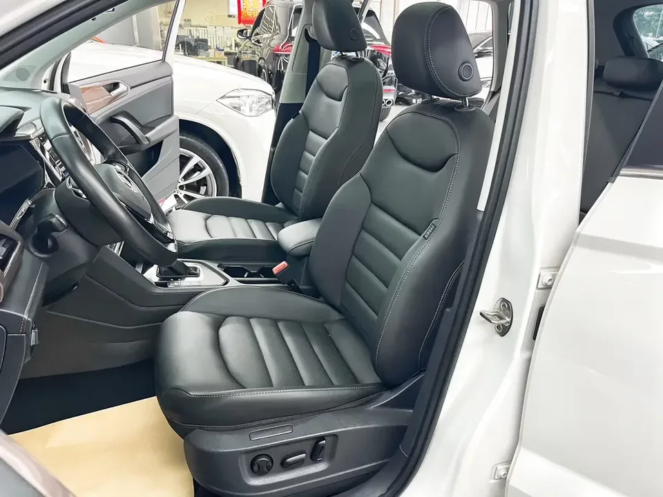 Volkswagen Tharu tuyue 2022 280TSI 2WD Deluxe Edition 2022 — thumbnail 5