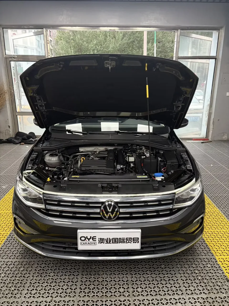 Volkswagen Bora Bora 2023 280TSI DSG Premium Edition 2022 — thumbnail 4