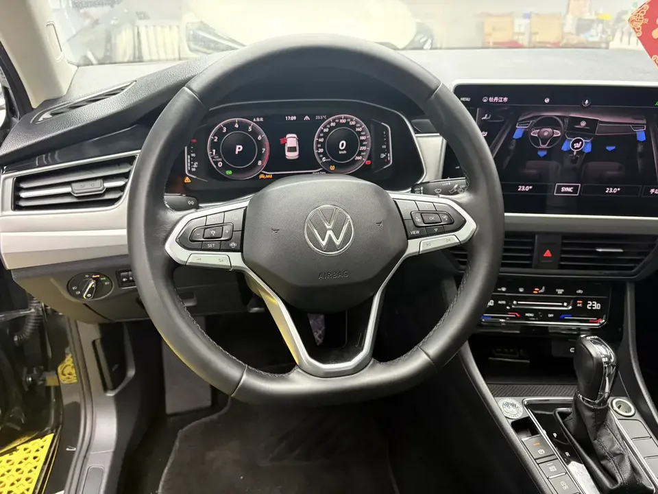 Volkswagen Bora Bora 2023 280TSI DSG Premium Edition 2022 — thumbnail 5