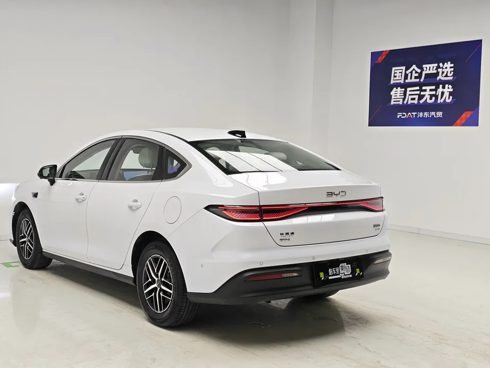 BYD Seal 05DM Seal 05DM 2025 DM-i 120KM flagship version 2025 — thumbnail 2