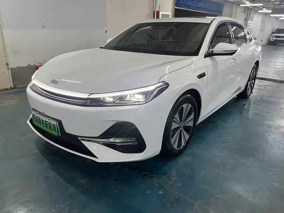 Geely Galaxy A7 EM Galaxy A7 EM 2025 150km Explorer+ 2025 — photo 1, buy with delivery to Moscow