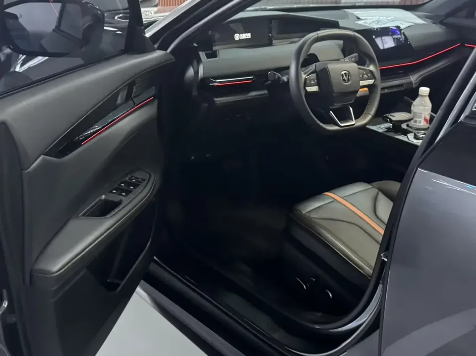 Changan UNI-V Changan UNI-V 2024 1.5T Premium 2024 — thumbnail 5