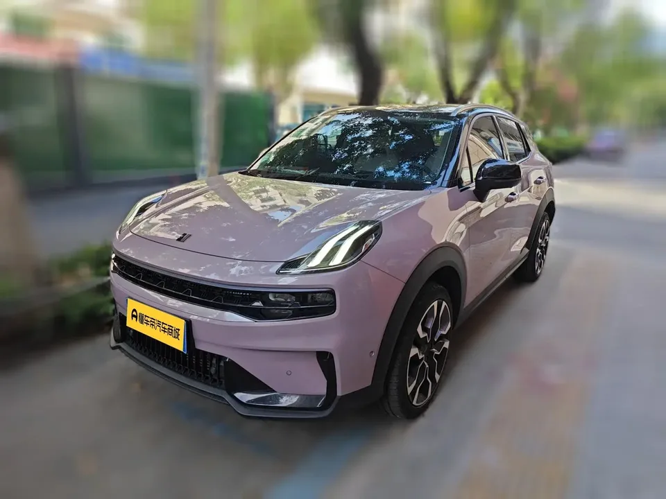 Lynk & Co 06 Lynk & Co 06 2023 Remix 1.5T Shero 2023 — photo 1, buy with delivery to Moscow