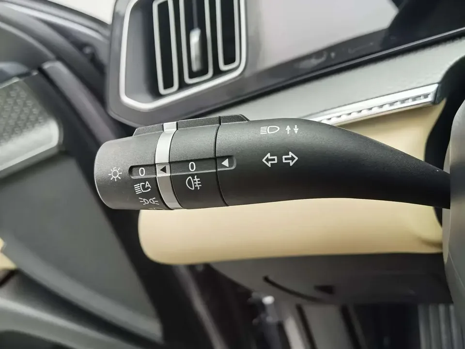 BYD Song Pro DM Song Pro DM 2025 Second generation DM-i 115KM Beyond 2025 — thumbnail 5