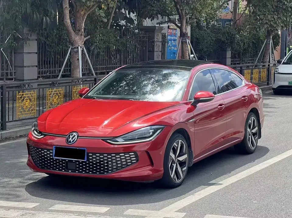 Volkswagen Lamando Lingdu 2022 Lingdu L 280TSI DSG Cool Edition 2022 — photo 1, buy with delivery to Moscow
