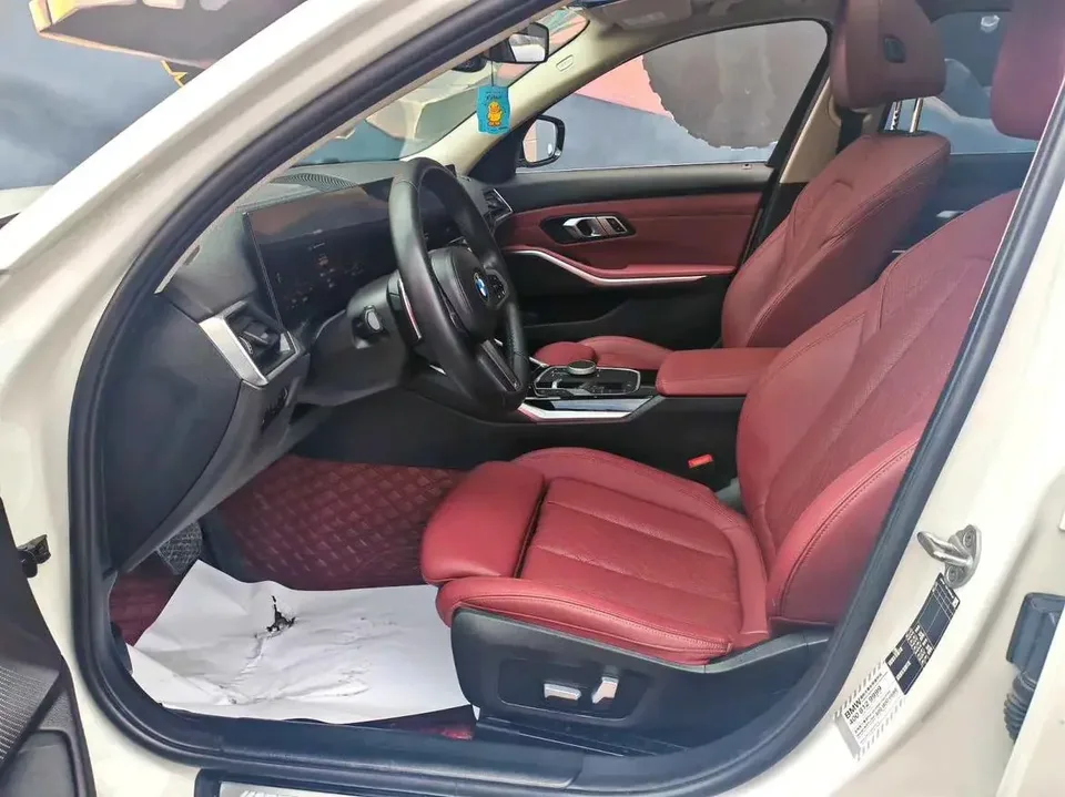 BMW 3 Series BMW 3 Series 2023 320Li M Sport Package 2023 — thumbnail 3