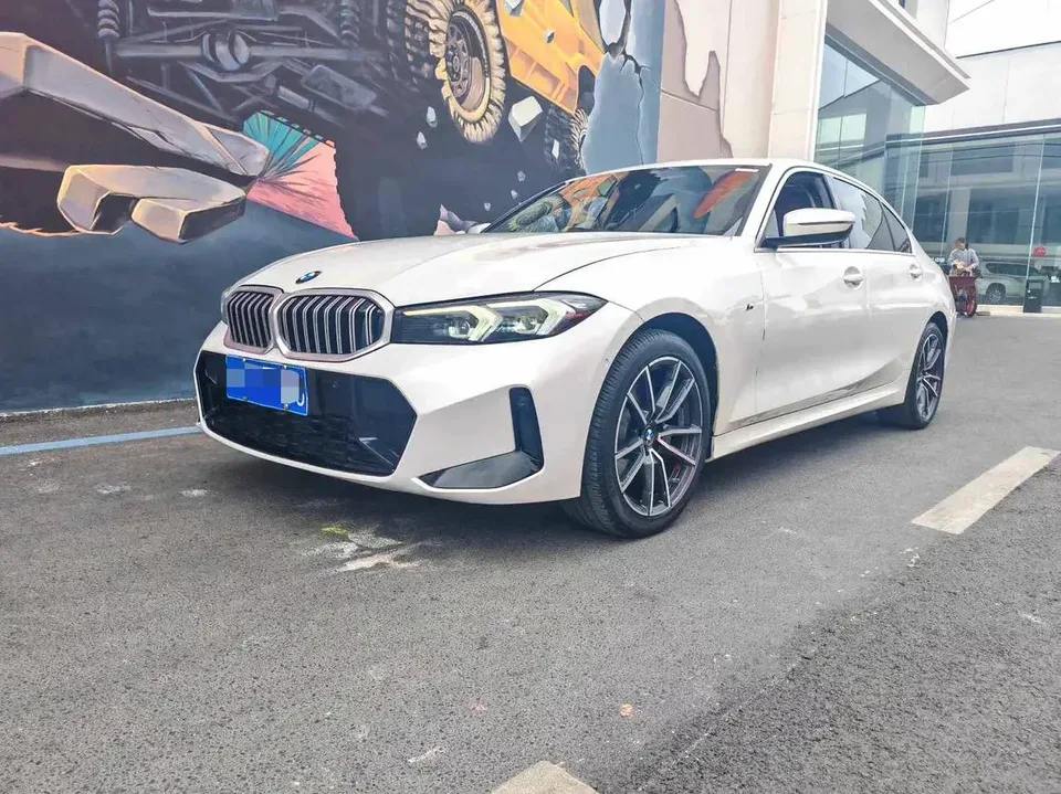 BMW 3 Series BMW 3 Series 2023 320Li M Sport Package 2023 — photo 1, buy with delivery to Moscow