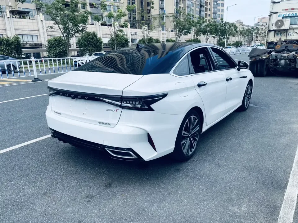 Chery Arrizo 8 Arrizo 8 2025 1.6TGDI DCT 2025 — thumbnail 2