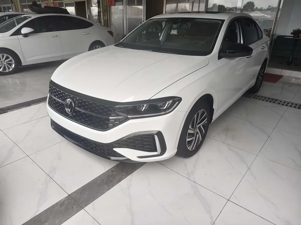 Volkswagen Lavida Lavida 2024 300TSI DSG Starry Sky Leading Edition 2025 — photo 1, buy with delivery to Moscow