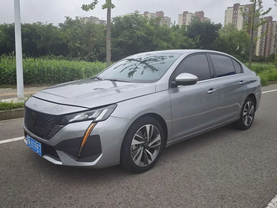 Peugeot 408 Peugeot 408 2022 1.6T Light Chasing Edition 2024 — photo 1, buy with delivery to Moscow