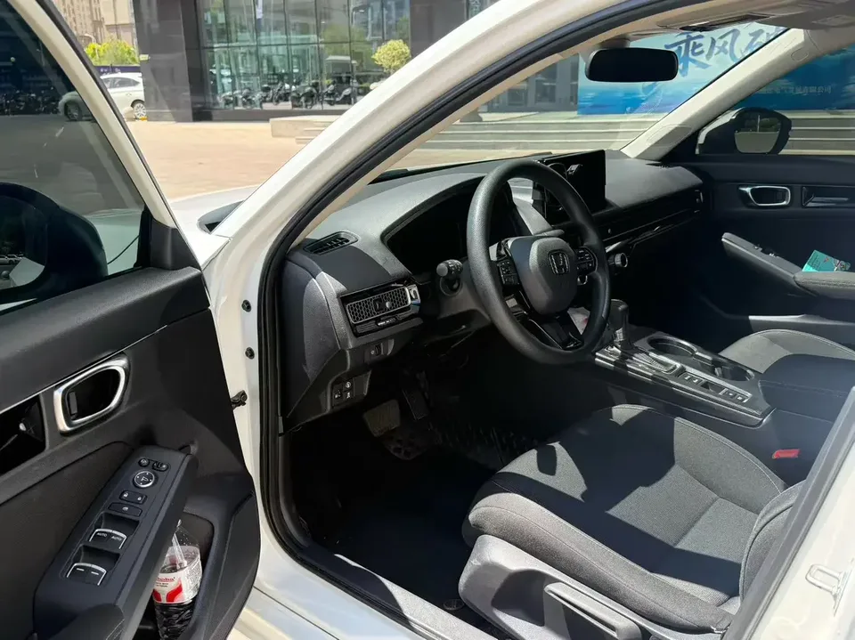 Honda CIVIC Civic 2022 240TURBO CVT Jincheng Edition 2023 — thumbnail 3