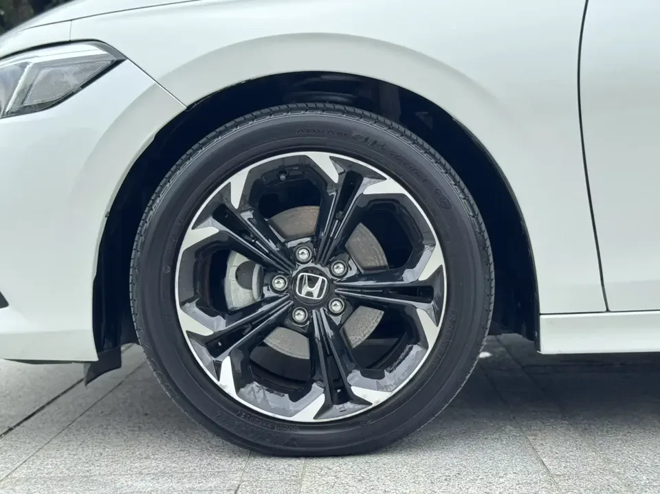 Honda CIVIC Civic 2022 240TURBO CVT Fuel Edition 2022 — thumbnail 4