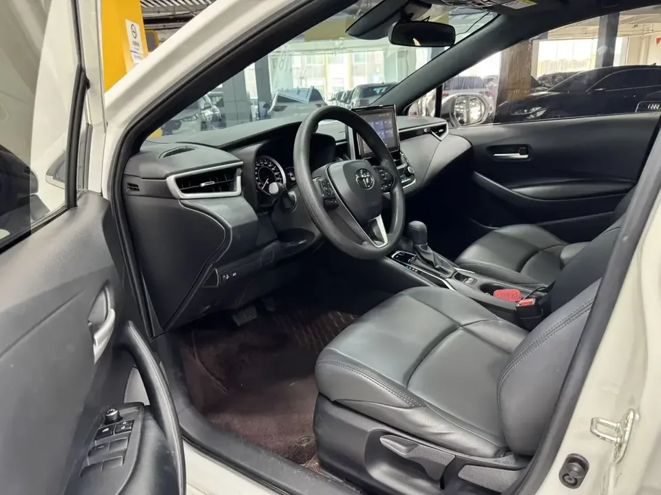 Toyota Levin Lei Ling 2022 185T CVT Deluxe Edition 2022 — thumbnail 3