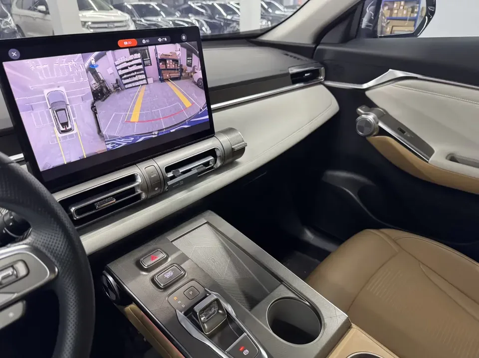 GAC Trumpchi Empow shadowcool 2022 1.5T Supernova Pro Edition 2023 — thumbnail 3