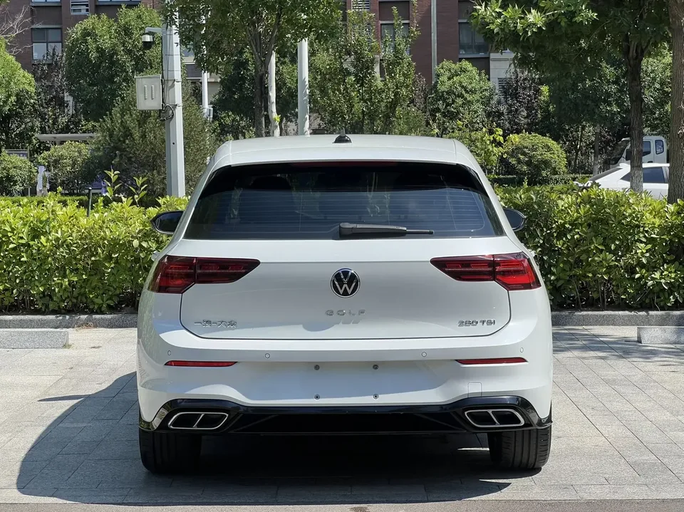 Volkswagen Golf golf 2021 280TSI DSG R-Line 2022 — thumbnail 2
