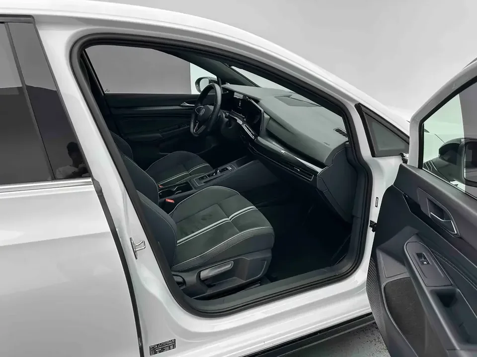 Volkswagen Golf golf 2021 280TSI DSG R-Line 2022 — thumbnail 4