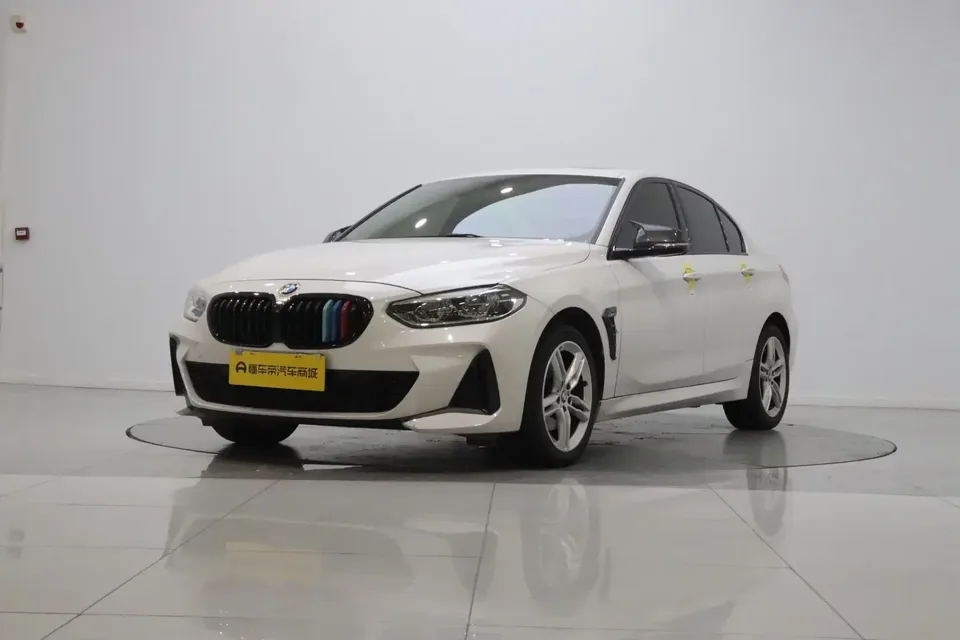 BMW 1 Series BMW 1 Series 2021 120i M Sport Night Edition 2022 — photo 1, buy with delivery to Moscow