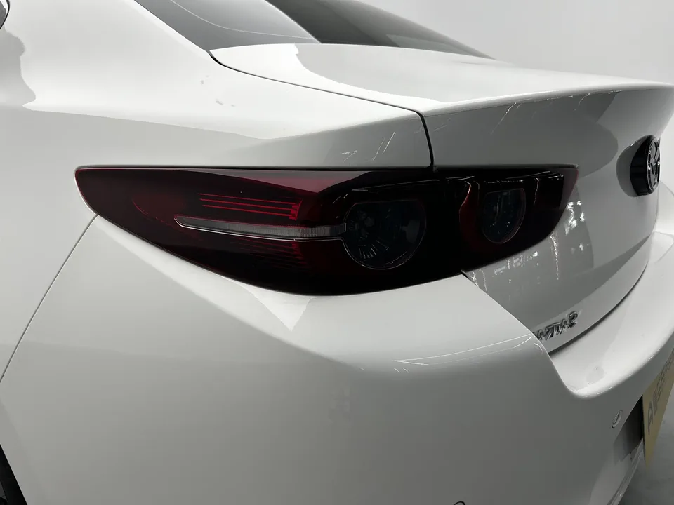Mazda Axela Mazda3 Angkesela 2023 2.0L Automatic Premium Edition 2025 — thumbnail 4